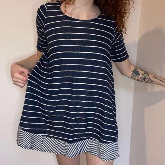 Super cute striped shift dress! From anthropology, size S - Picture 3 of 13